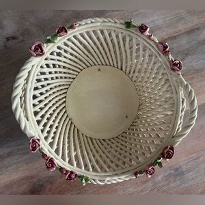Vintage 1950s hand-made Italian porcelain Capodimonte style lattice basket